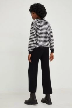 Γυναικεία Σετ Ένα σετ πουλόβερ και παντελόνι Answear Lab μαύρο -Fila Κατάστημα πωλήσεων unnamed file 1225