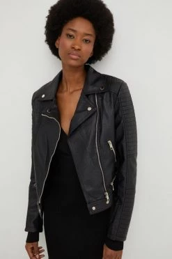 Γυναικεία Κοντά μπουφάν Ραμόνεσκα Answear Lab χρώμα: μαύρο,