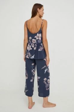 Fila Κατάστημα πωλήσεων -Fila Κατάστημα πωλήσεων unnamed file 1879