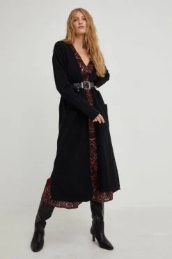 Fila Κατάστημα πωλήσεων -Fila Κατάστημα πωλήσεων unnamed file 2008